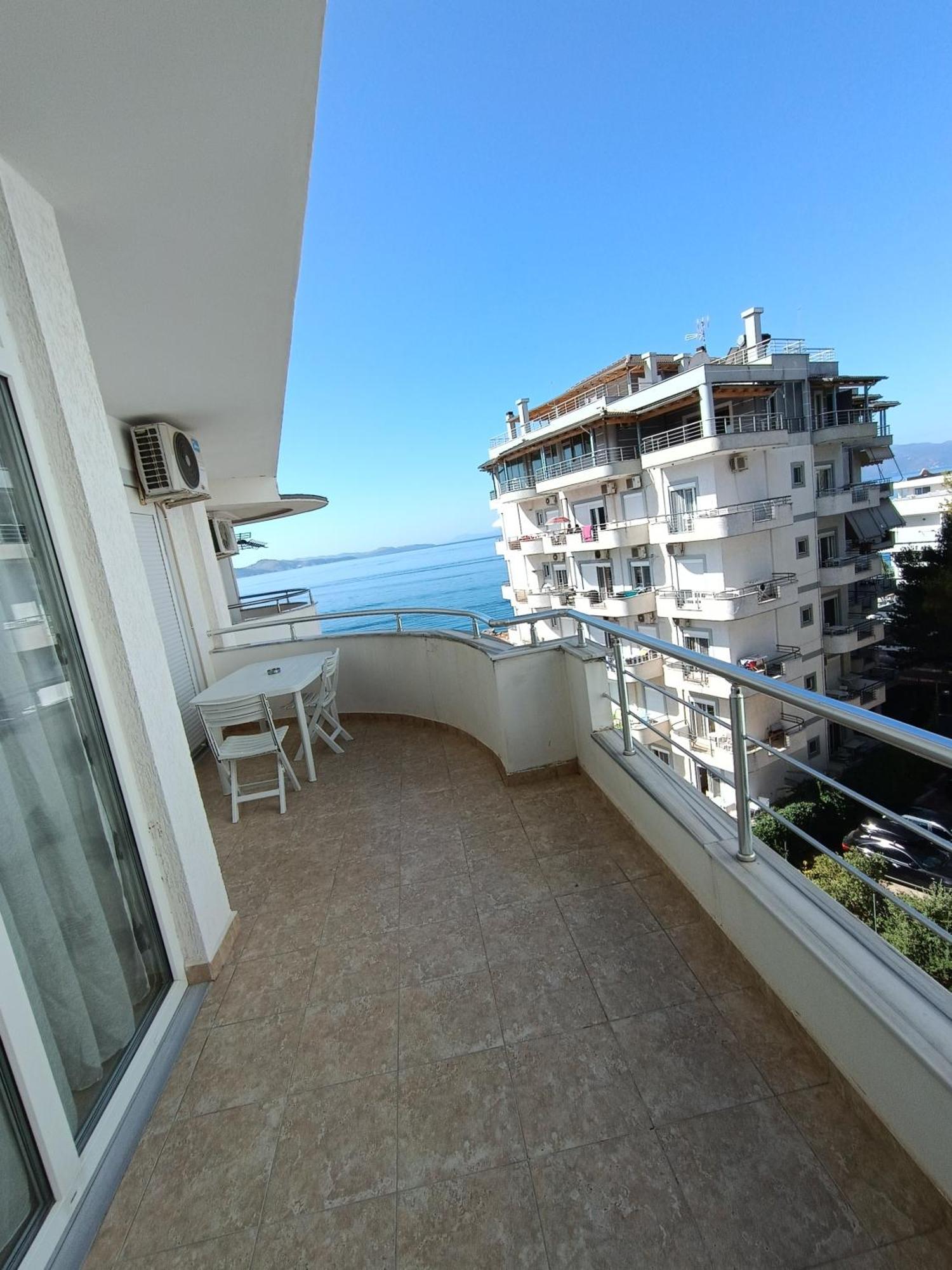 Majki Beach Apartments Sarandë Eksteriør bilde